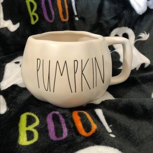 Rae Dunn pumpkin mug